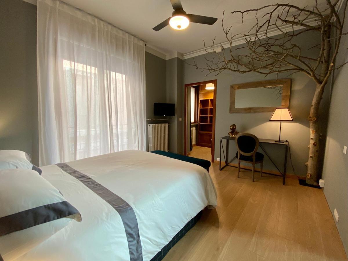 Momi Hotel Borgomanero Buitenkant foto